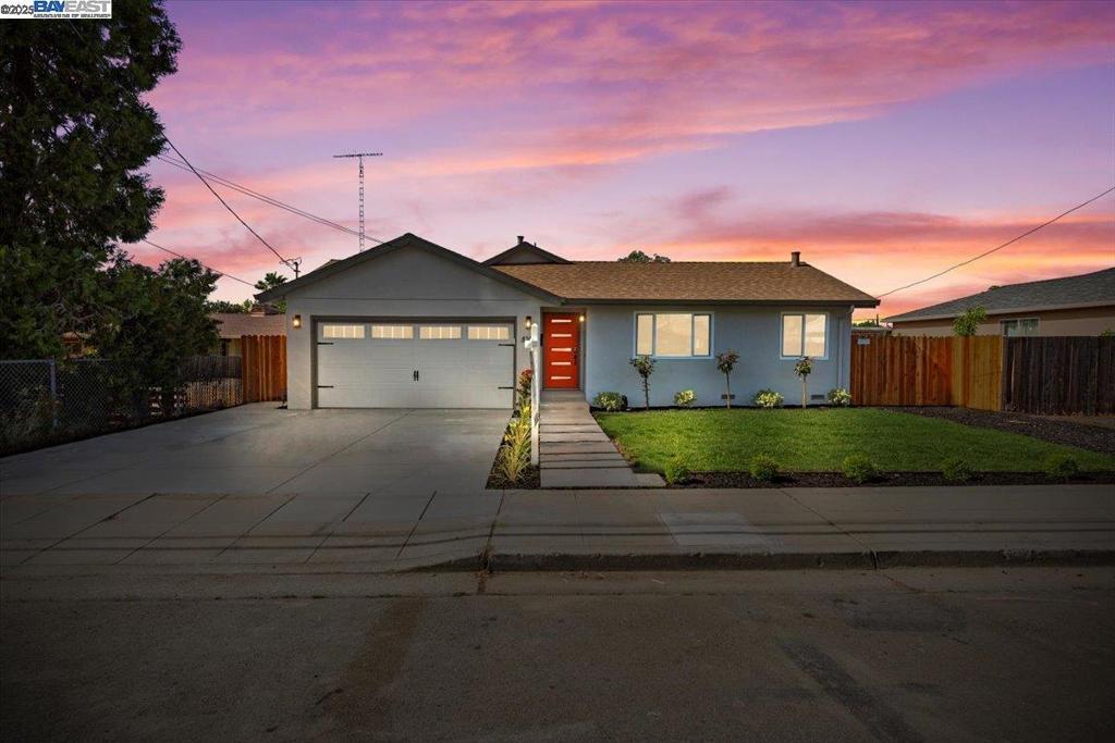 Photo of Listing #41100639