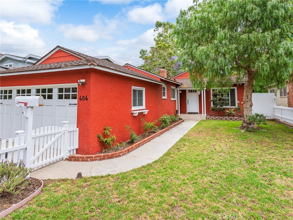 Photo of Listing #SB25127589