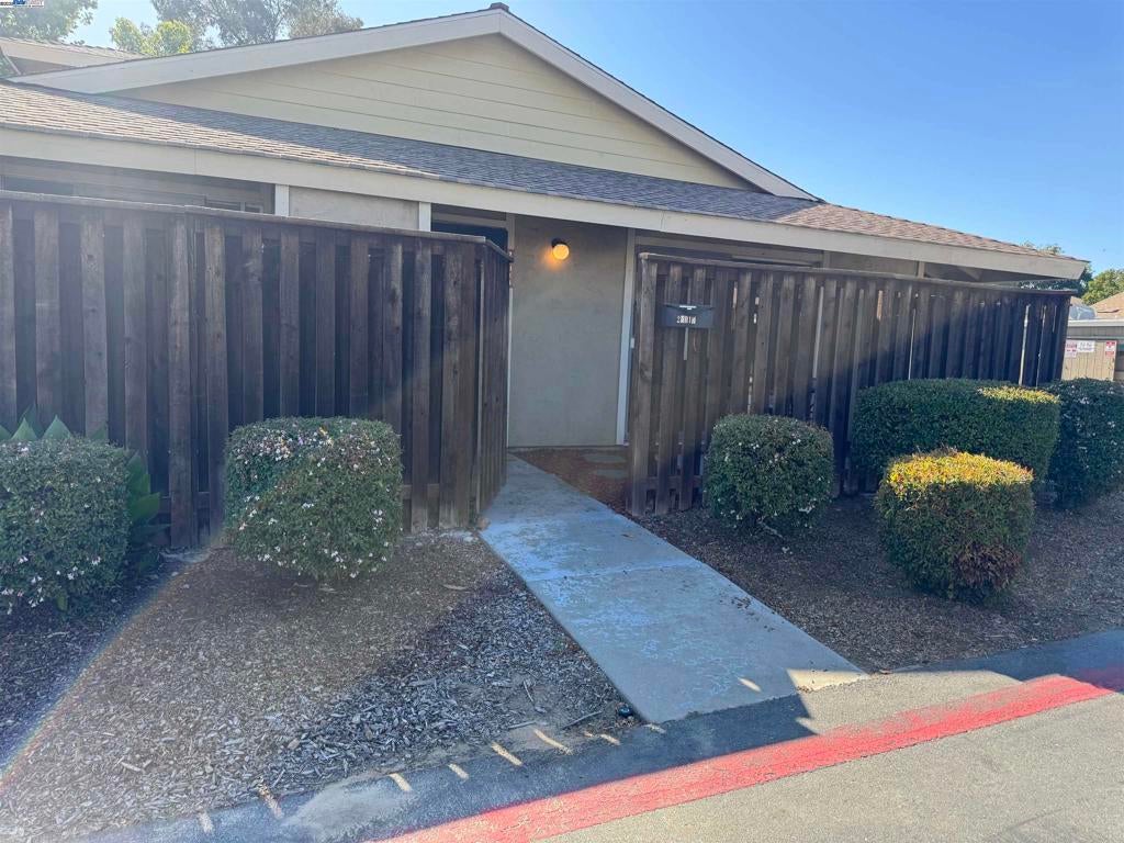 Photo of Listing #41100655