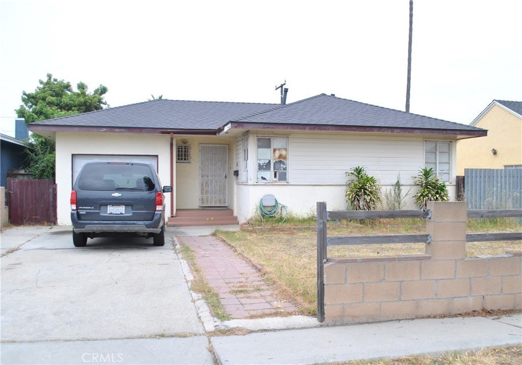 Photo of Listing #PW25128406