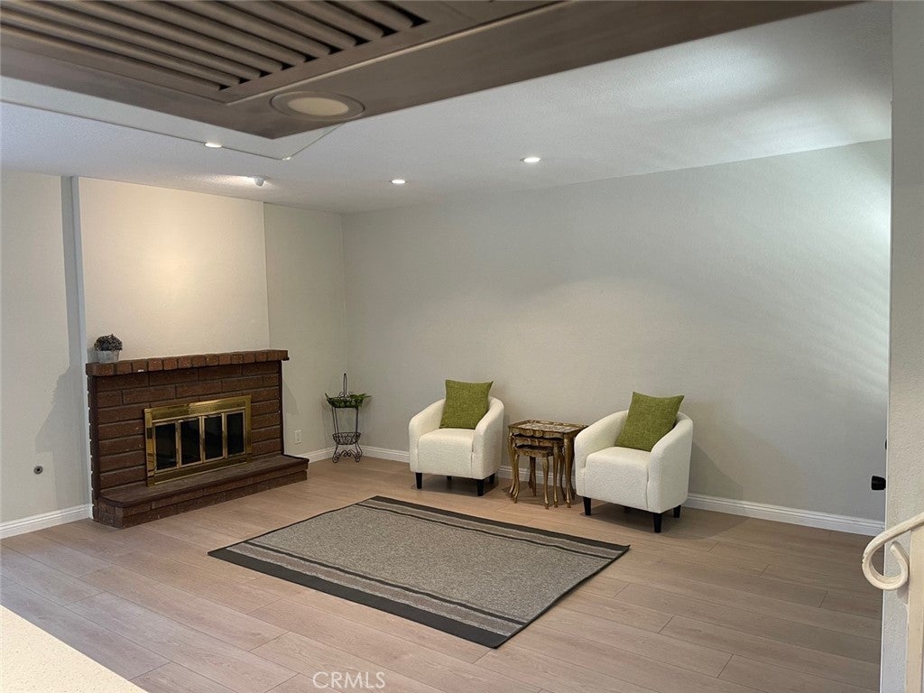 Photo of Listing #PW25128490