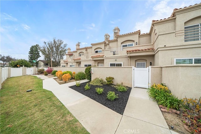 1845 Plaza Del Amo C, Torrance.