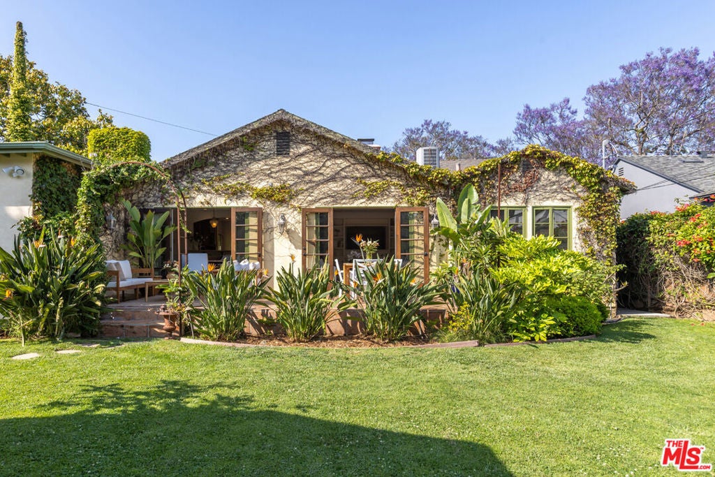 Photo of Listing #25549827