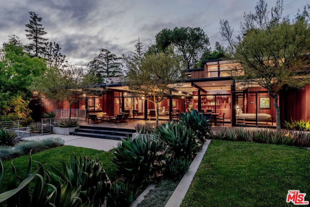 Photo of Listing #25549819