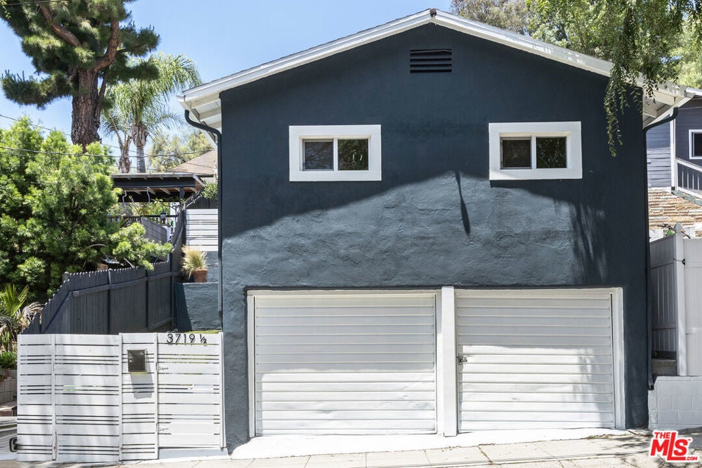 Photo of Listing #25549853