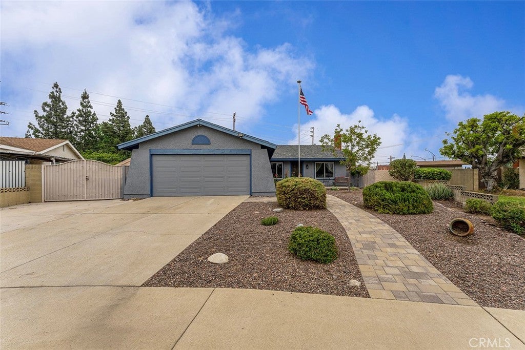 Photo of Listing #CV25126243