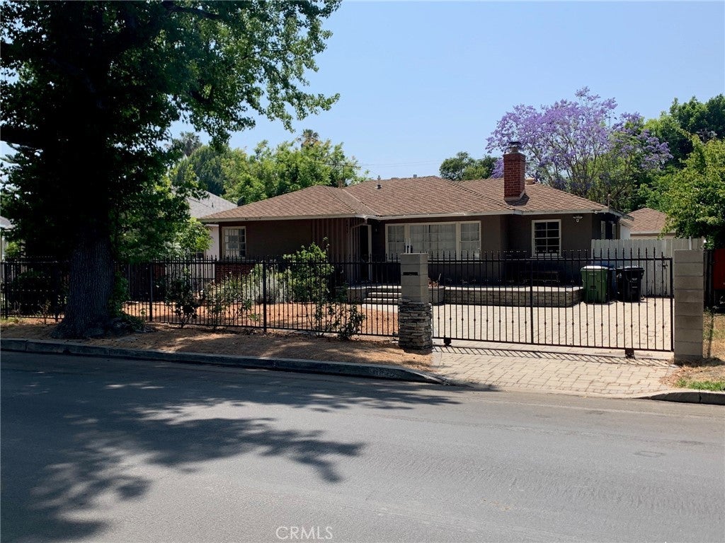 Photo of Listing #SR25128970