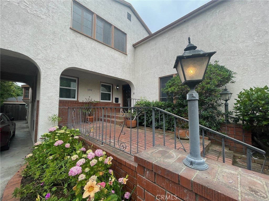 Photo of Listing #SR25125272