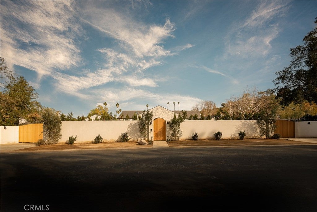 Photo of Listing #SR25127172