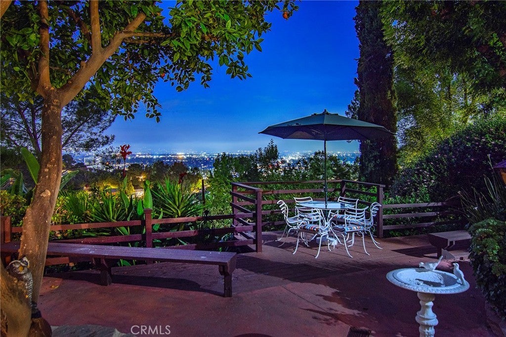 Photo of Listing #SR25128616