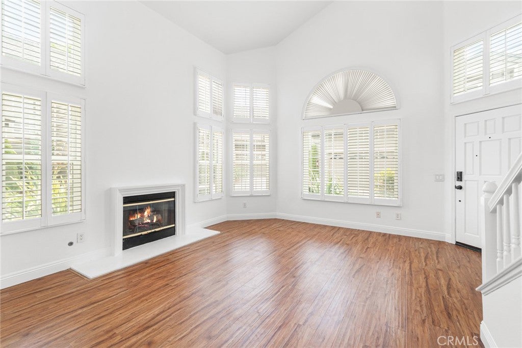 Photo of Listing #PW25128767