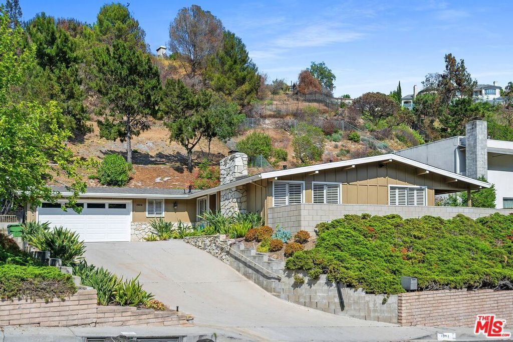 Photo of Listing #25550329