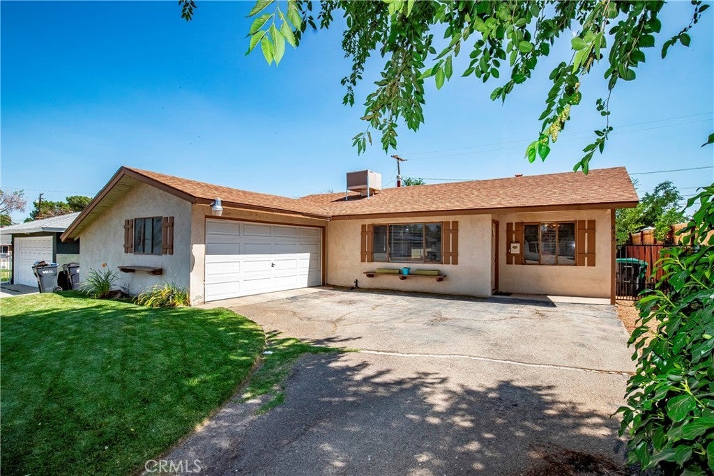 Photo of Listing #SR25129396