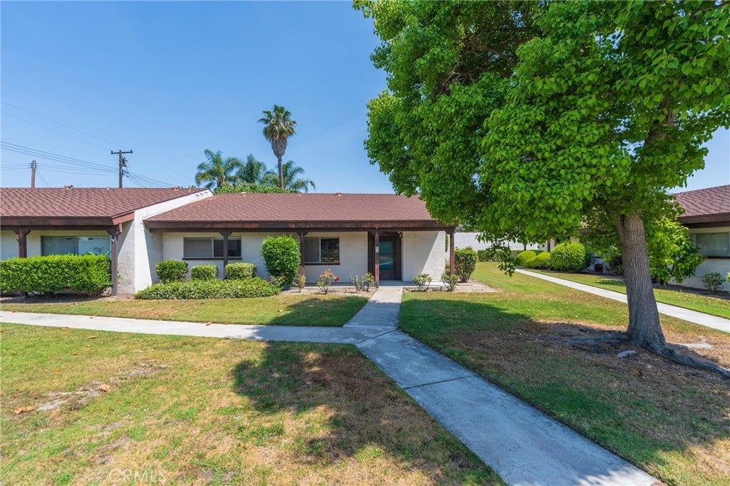 Photo of Listing #OC25115526