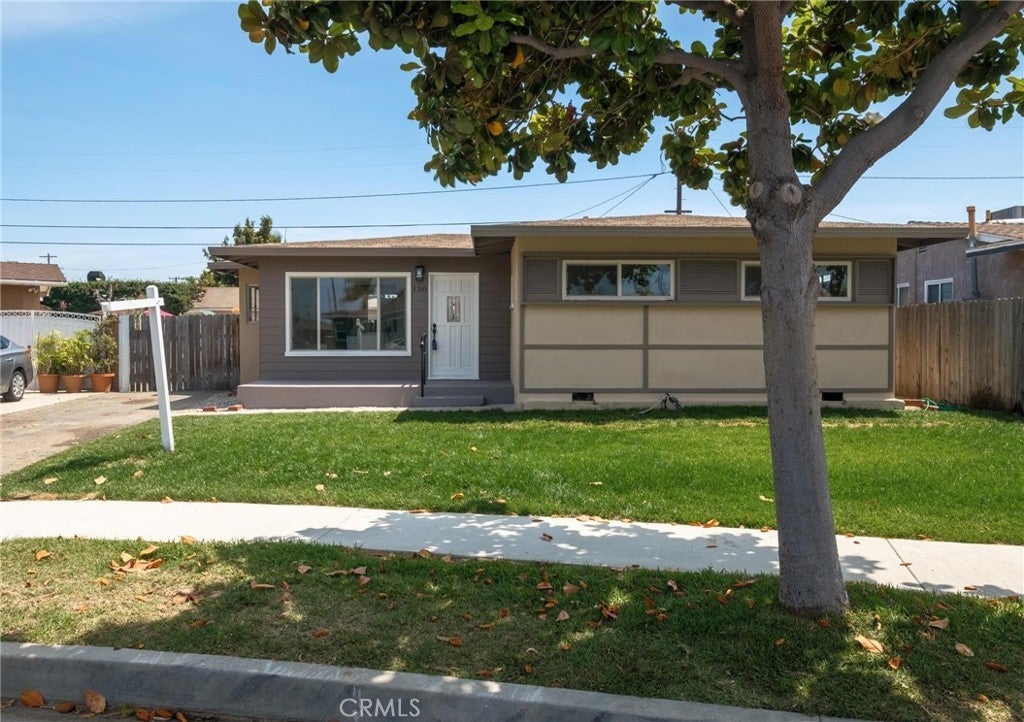 Photo of Listing #SB25128374