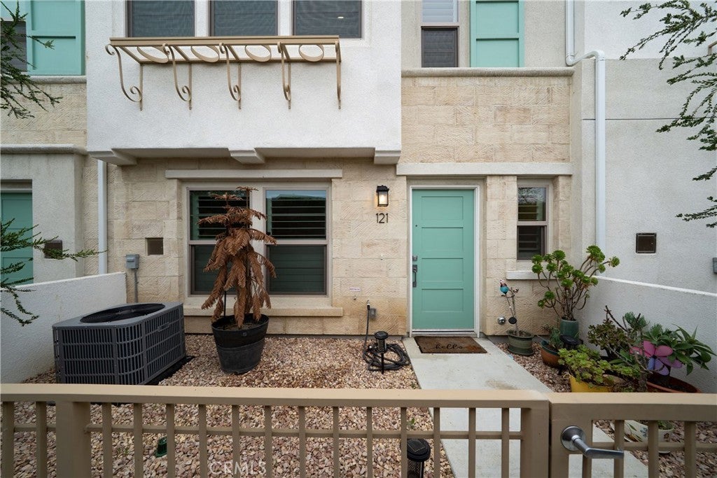 Photo of Listing #PW25129019