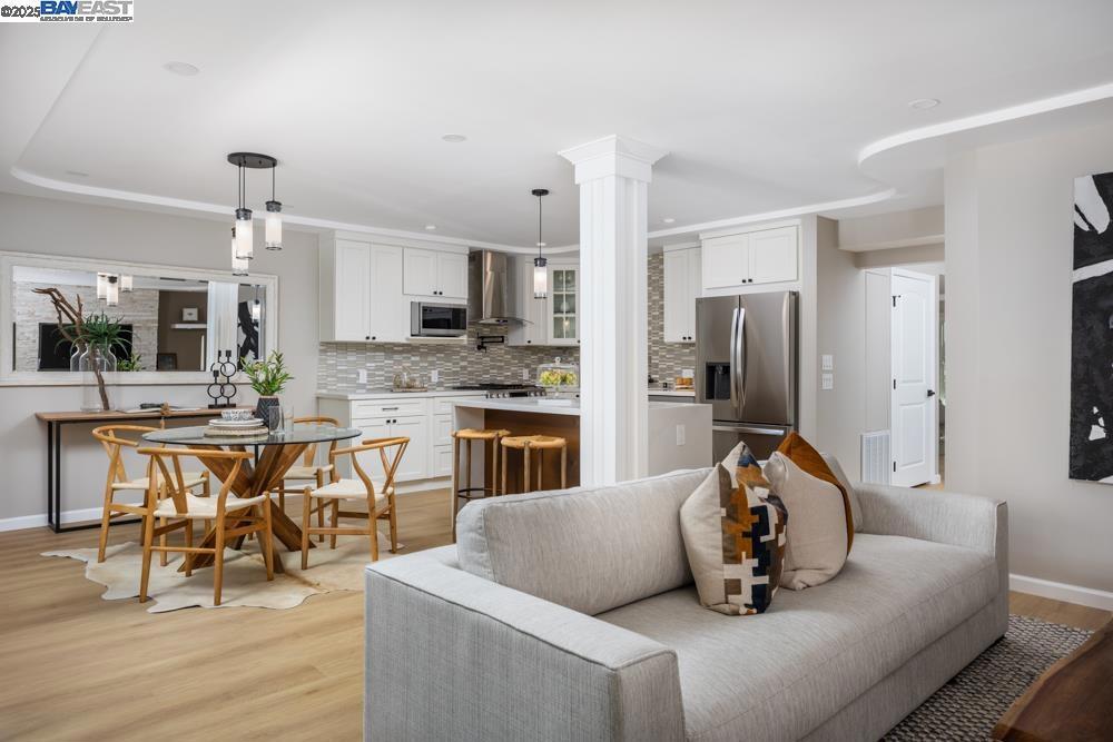 Photo of Listing #41100799