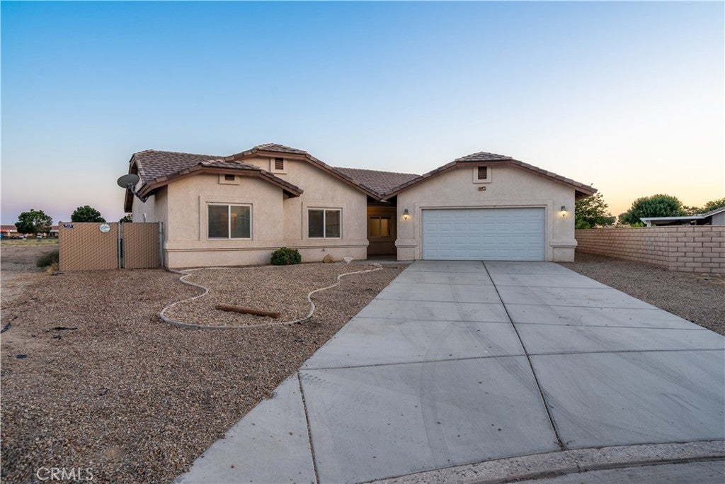 Photo of Listing #IV25129677