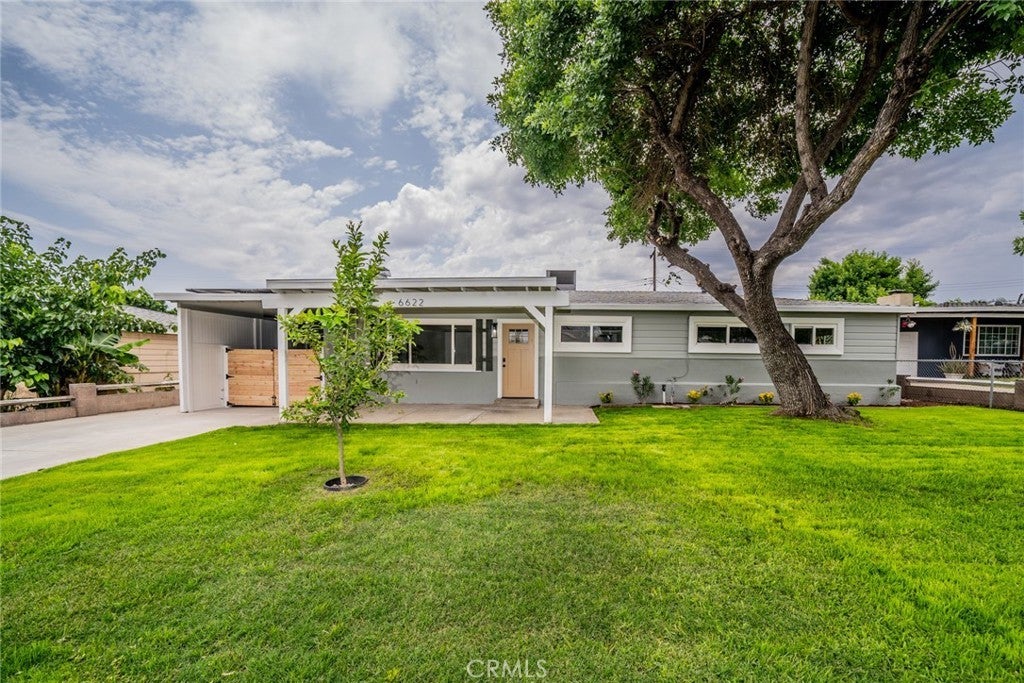 Photo of Listing #IV25126181