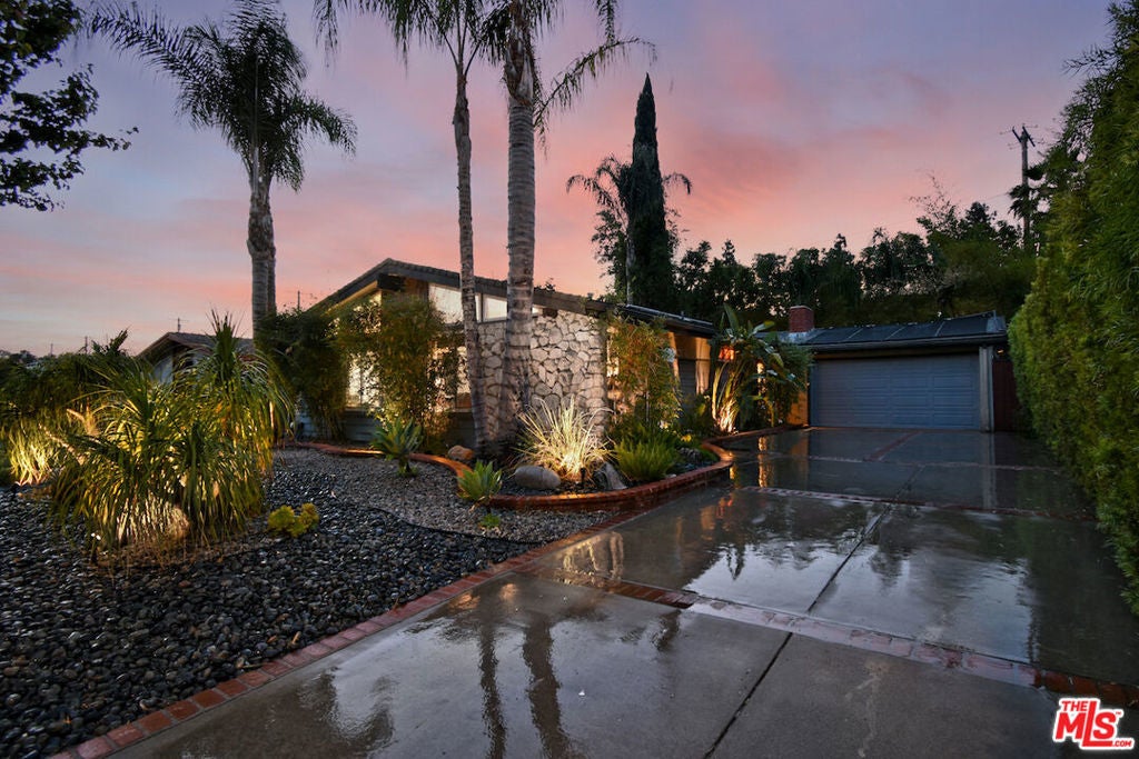 Photo of Listing #25549005