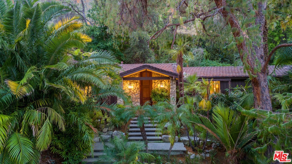 Photo of Listing #25550771