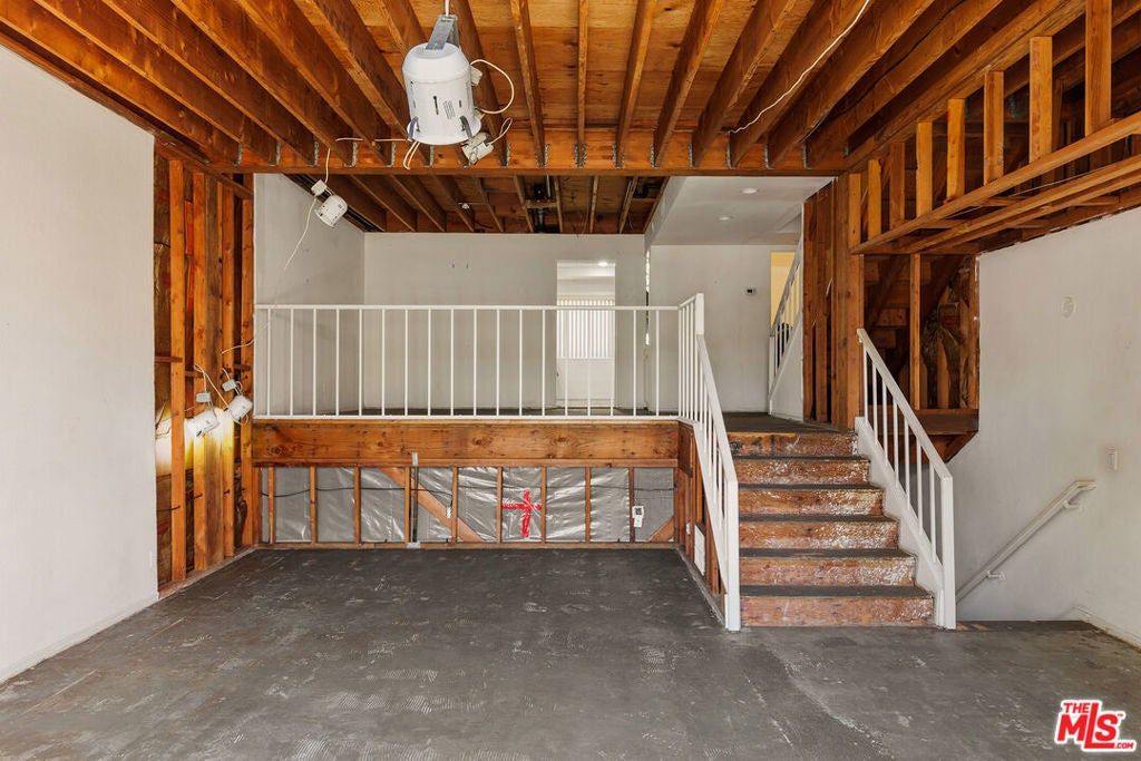 Photo of Listing #25550189