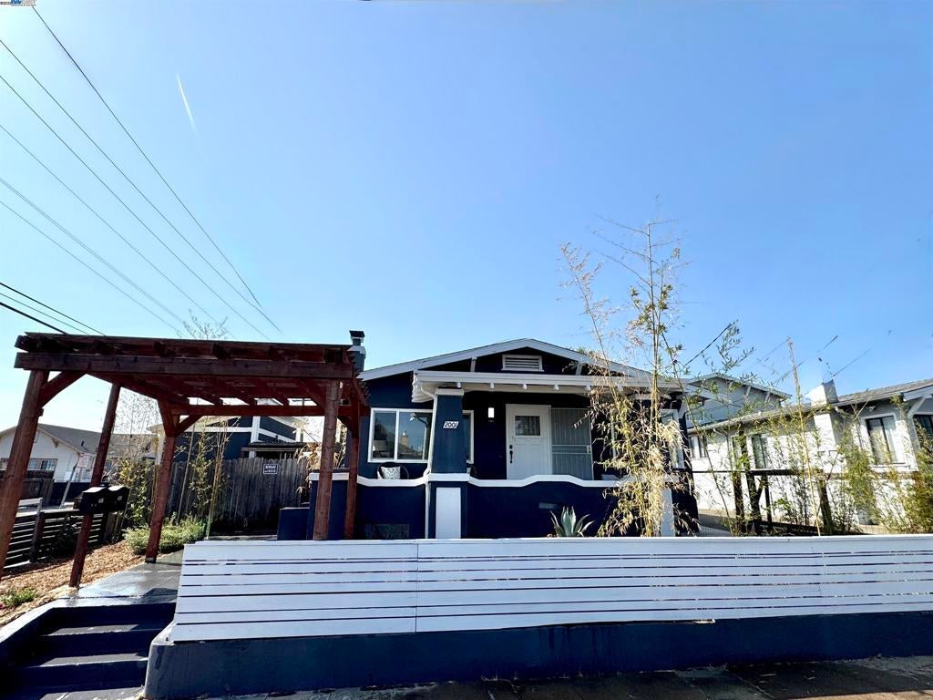 Photo of Listing #41100913