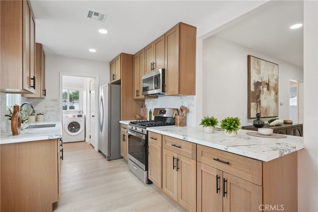 Photo of Listing #TR25114693