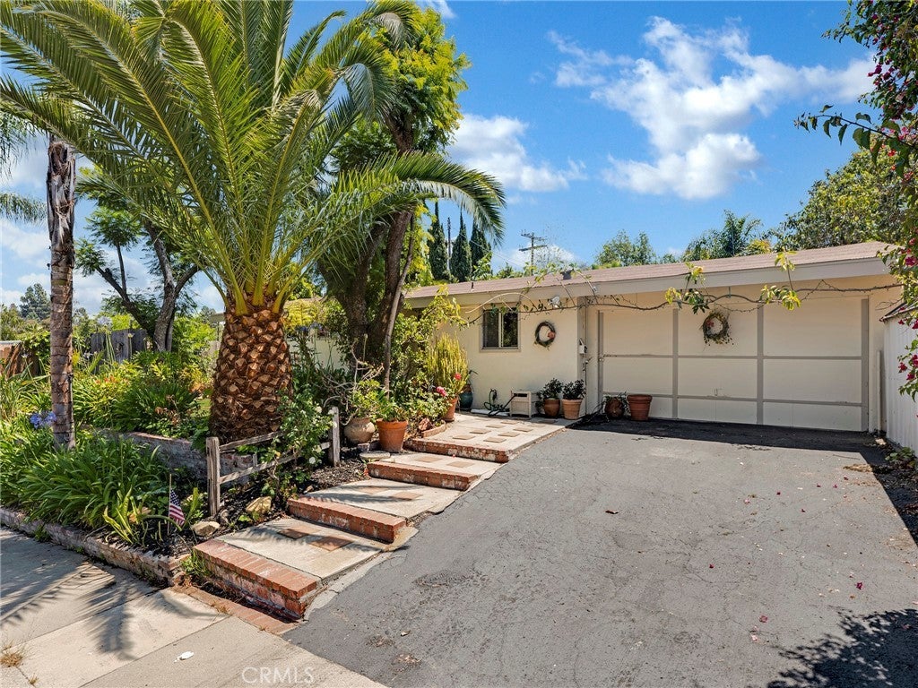 Photo of Listing #SR25125407