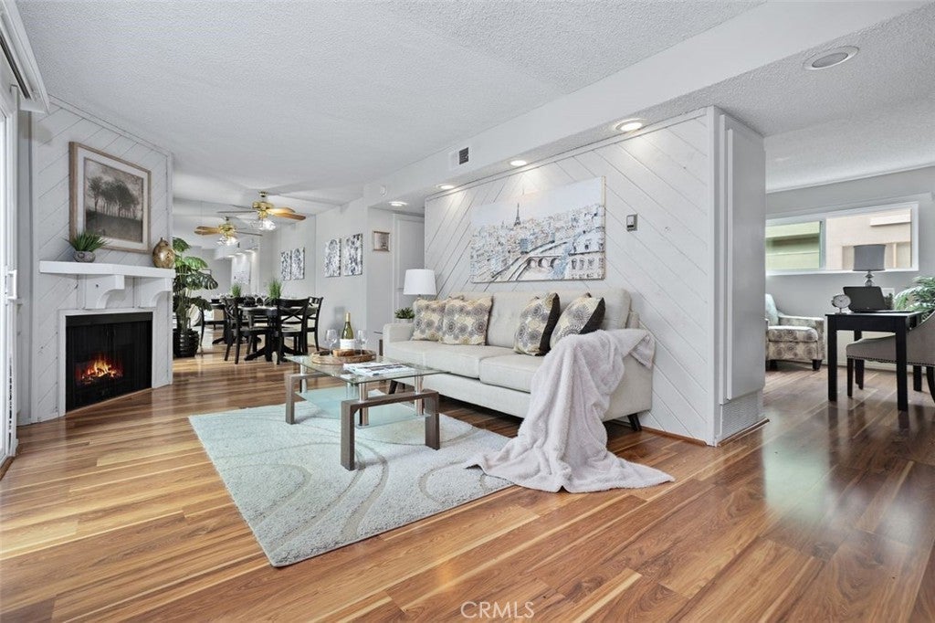 Photo of Listing #PW25126469