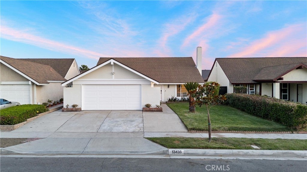 Photo of Listing #OC25127380