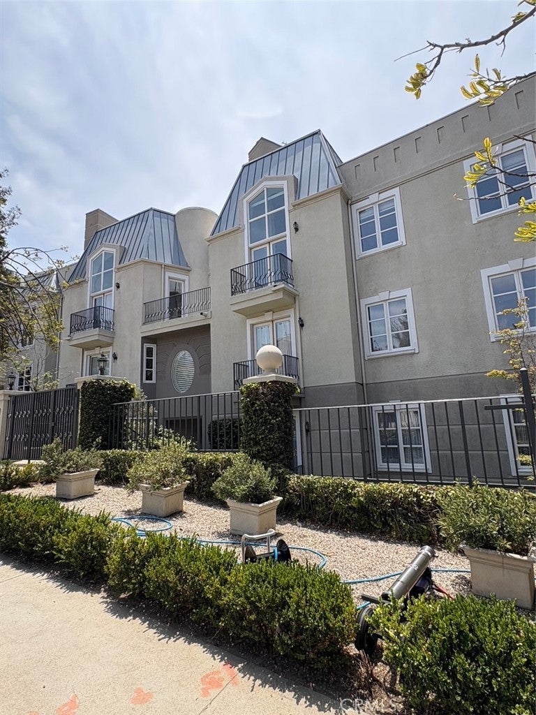 Photo of Listing #OC25128233