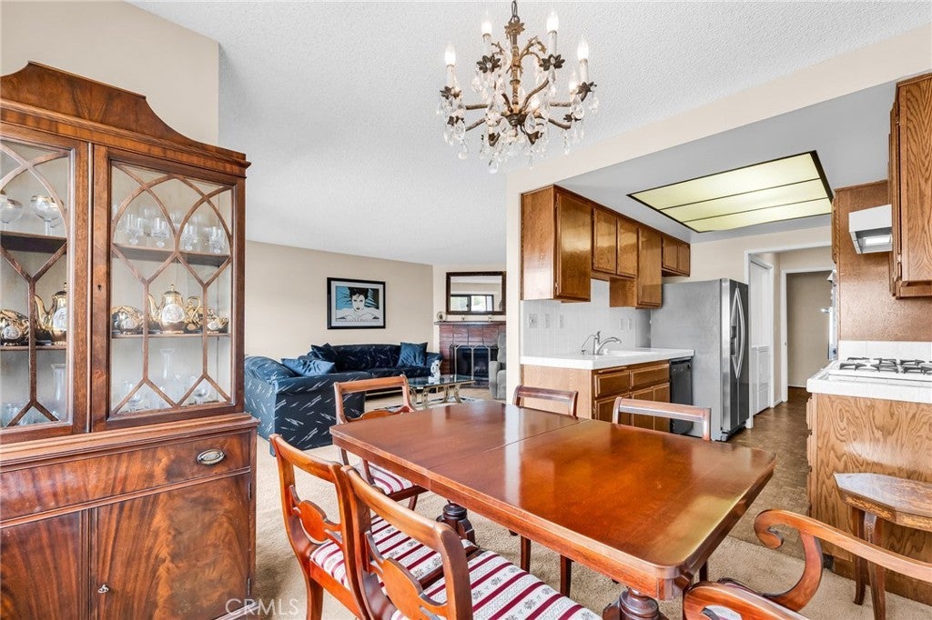 Photo of Listing #PW25128902