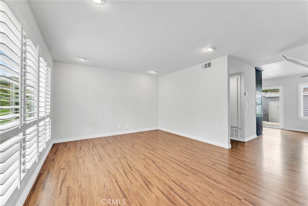 Photo of Listing #WS25130500