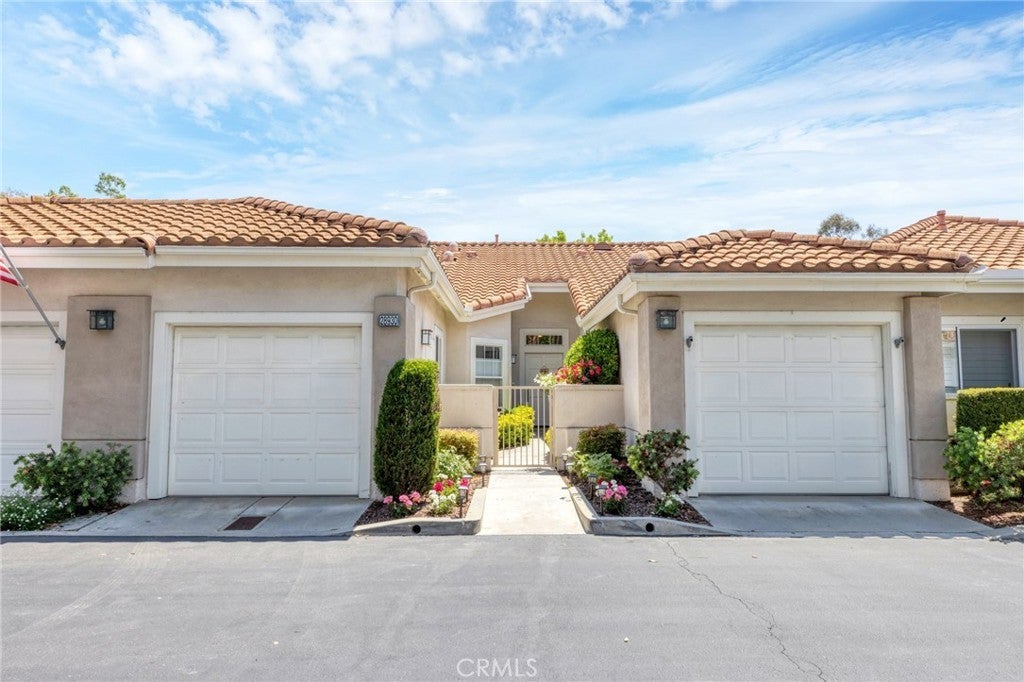 Photo of Listing #OC25130389