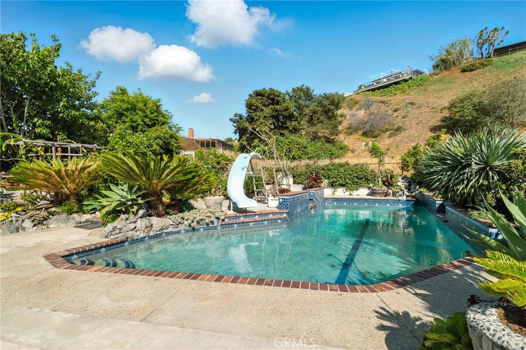 Photo of Listing #SW25130422