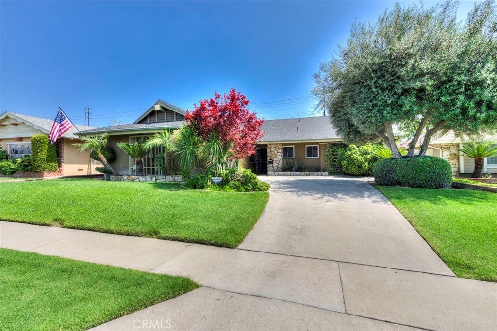 Photo of Listing #OC25129032