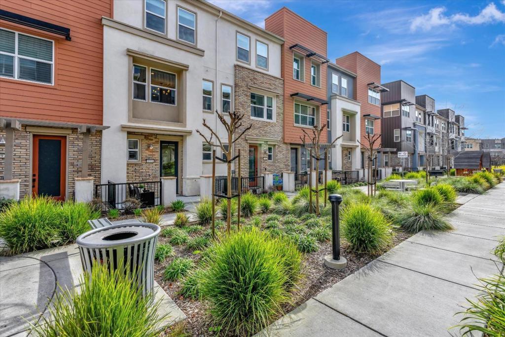 Photo of Listing #ML82010285