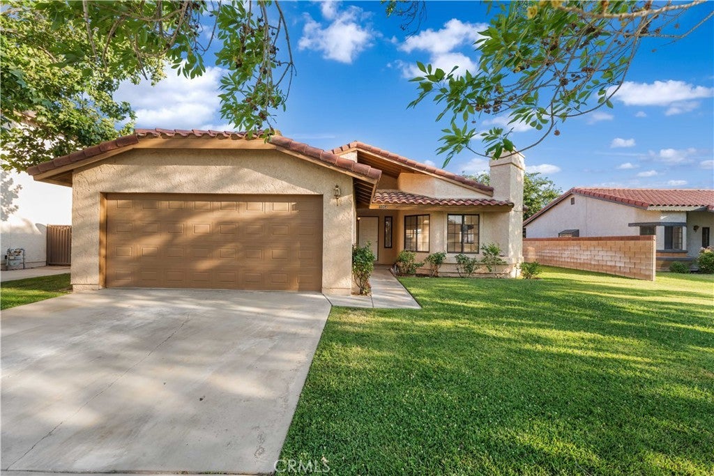 Photo of Listing #SR25130381