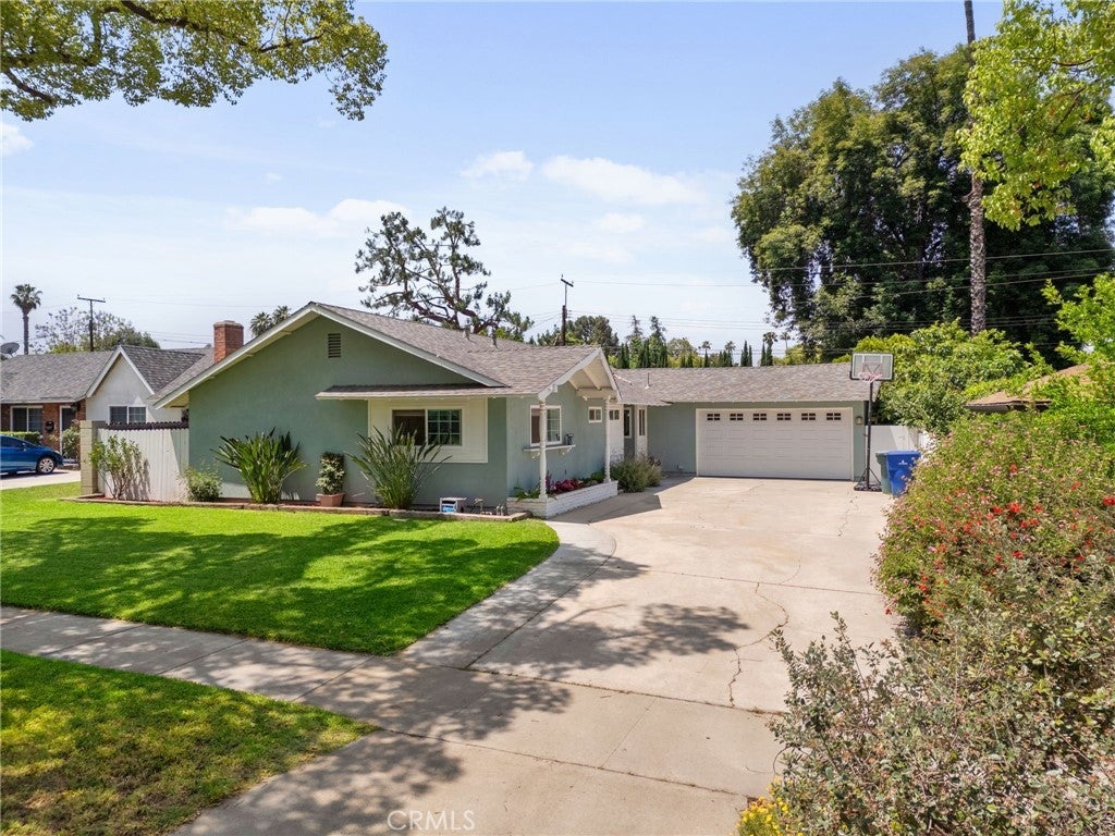 Photo of Listing #IG25127275