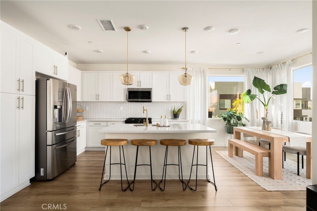 Photo of Listing #CV25127925