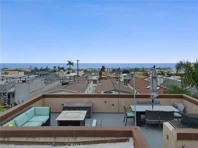 2025 Prospect Avenue, Hermosa Beach.