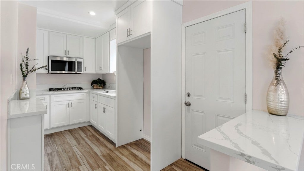 Photo of Listing #IV25130038