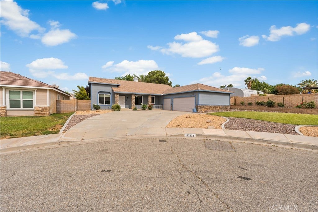 Photo of Listing #SR25130907