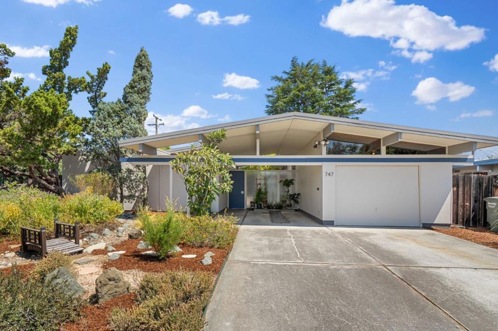 Photo of Listing #ML82010574