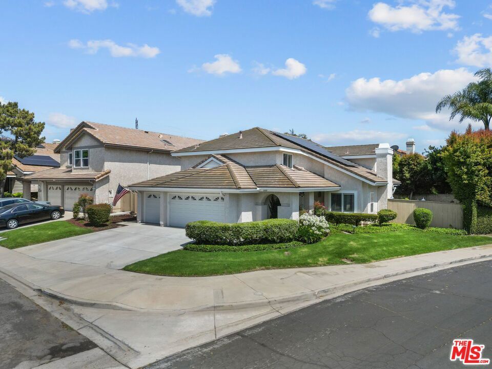 Photo of Listing #25549771