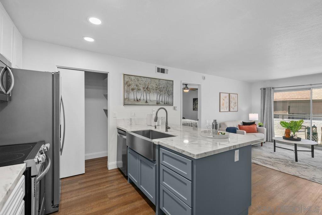 Photo of Listing #250030241SD