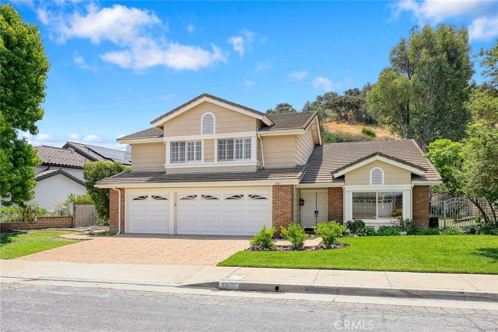 Photo of Listing #PF25121929