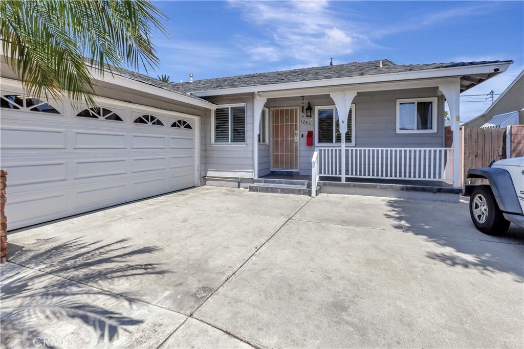 Photo of Listing #OC25131157