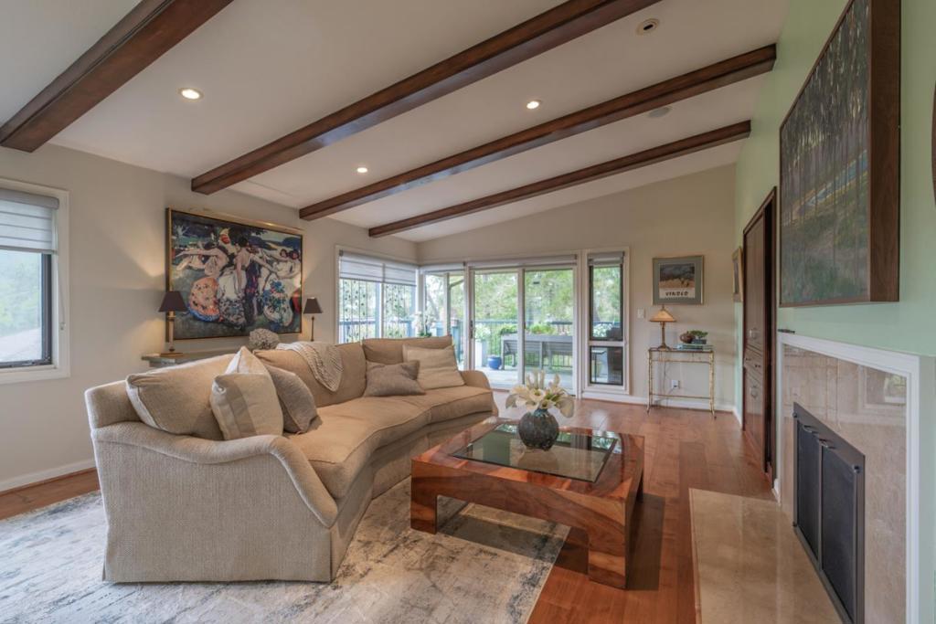 Photo of Listing #ML82010596